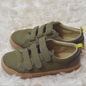 GAP Boys Green Velcro Sneakers